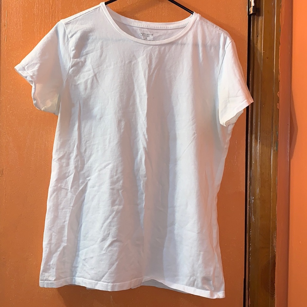 *3 for $25* PRIMARK CARES White Stretch Crew Shirt size L